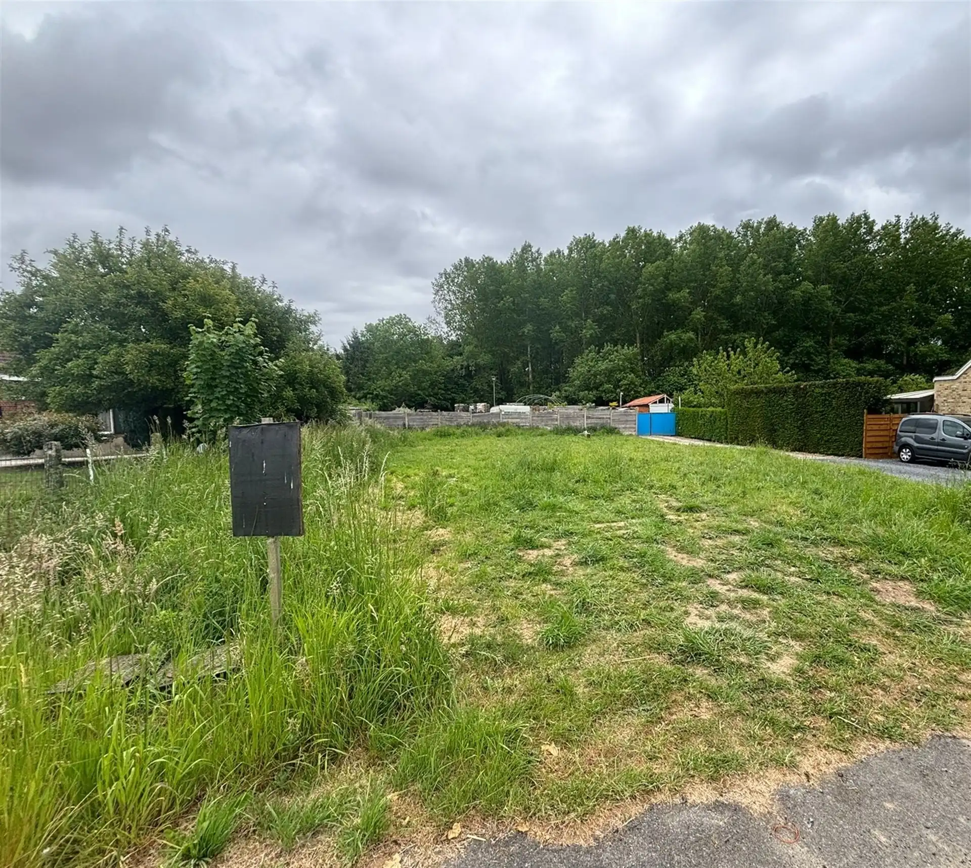 Bouwgrond voor halfopen bebouwing op absolute voorkeursligging te Mollem! foto 3