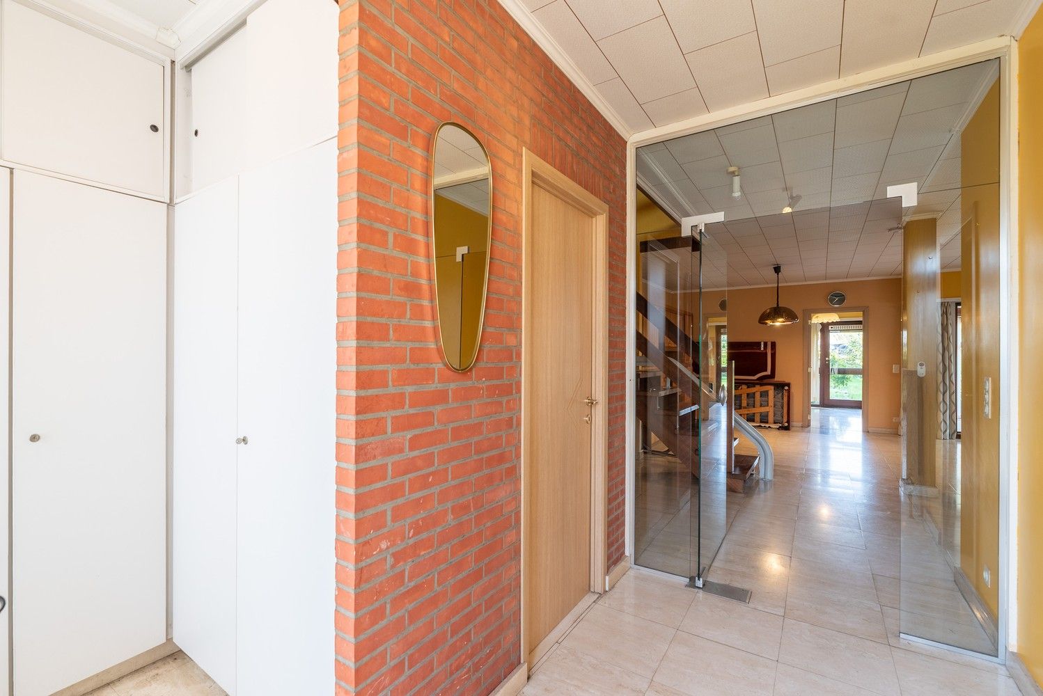 OP TE FRISSEN WONING I 4 SLPK I 2 BADKAMERS foto 4