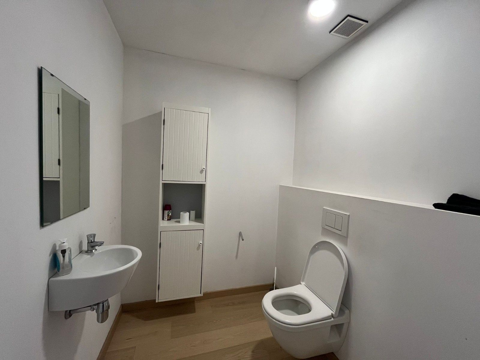 Uiterst ruim en luxueus appartement 130m² nabij het centrum van Waregem foto 18