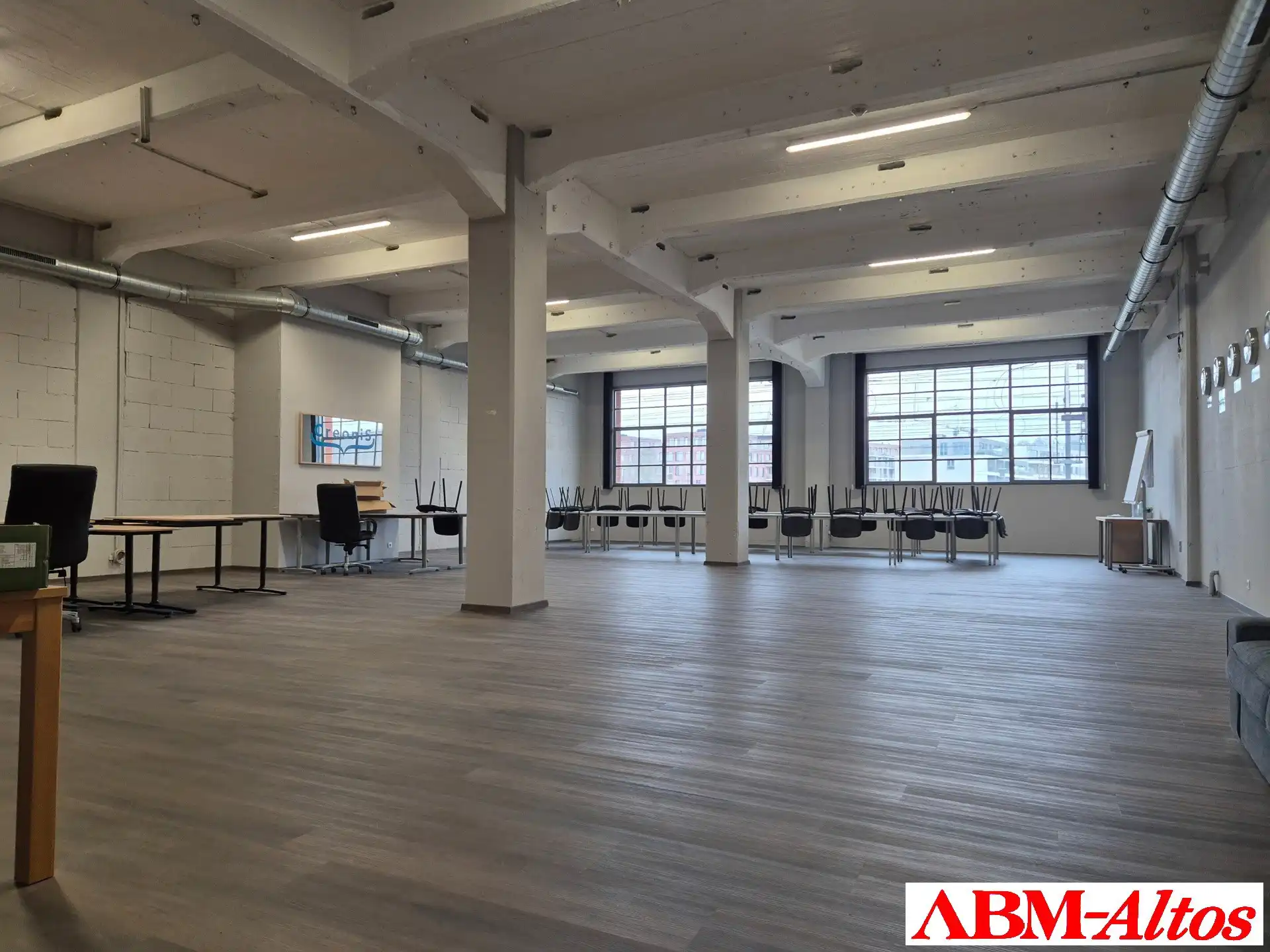 Te koop via aandelen te Herent: Goed gelegen exclusieve kantoorruimte foto 13