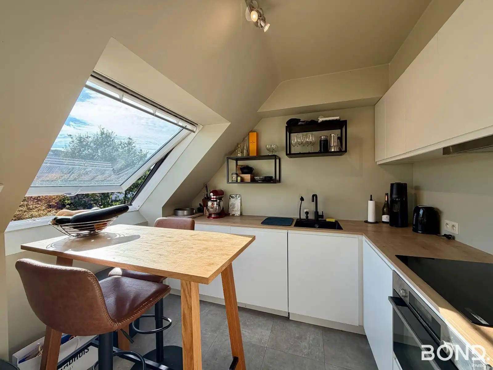 Duplex appartement te huur op toplocatie!  foto 6