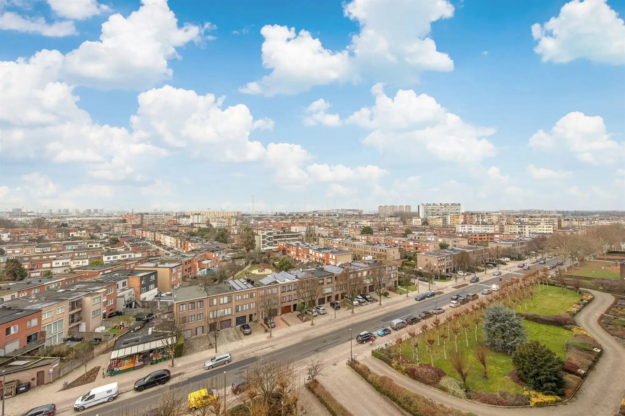 Gerenoveerd app. met 2 slpkmrs. en terras foto 25