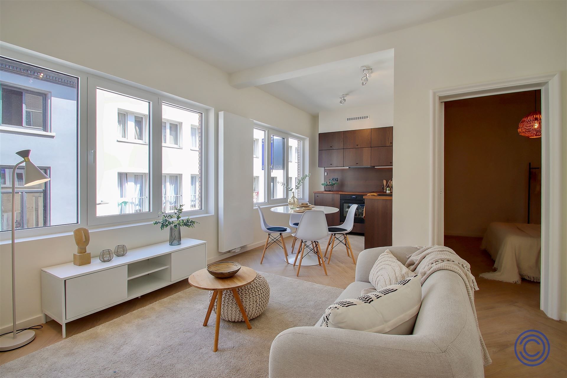 Stijlvol gerenoveerd appartement middenin de Stad! foto {{pictureIndex}}