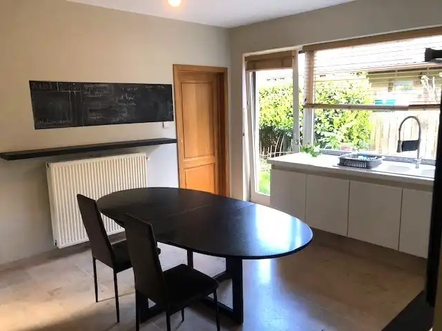 ALLEENSTAANDE WONING MET 3 SLAAPKAMERS foto 10