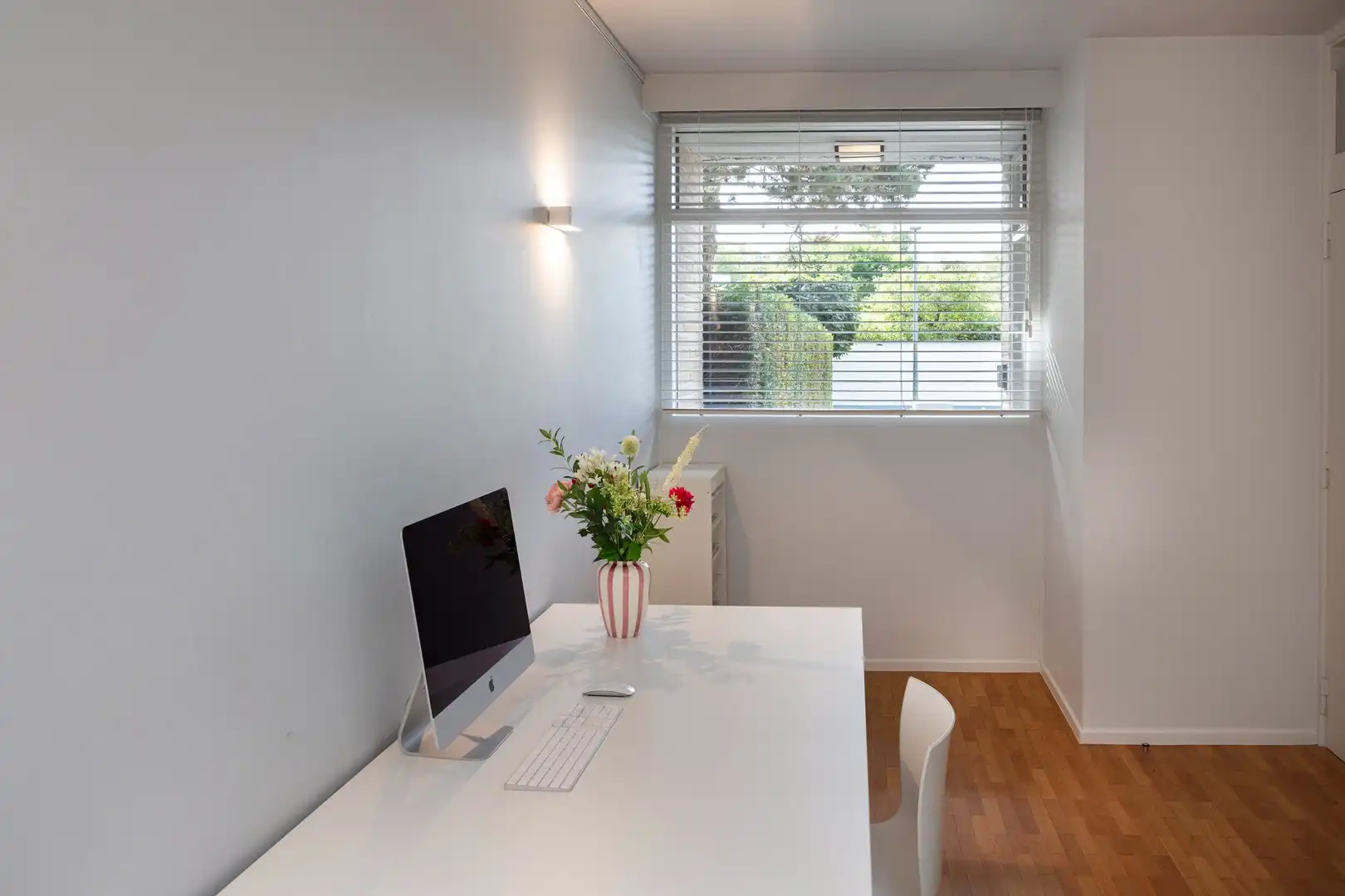 Subliem gelegen, stijlvolle woning met zwembad. foto 4