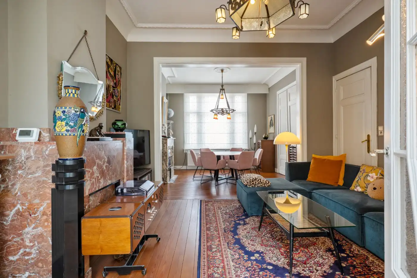 Prachtig gerenoveerde, authentieke woning met 4 slpk. en tuin foto 4