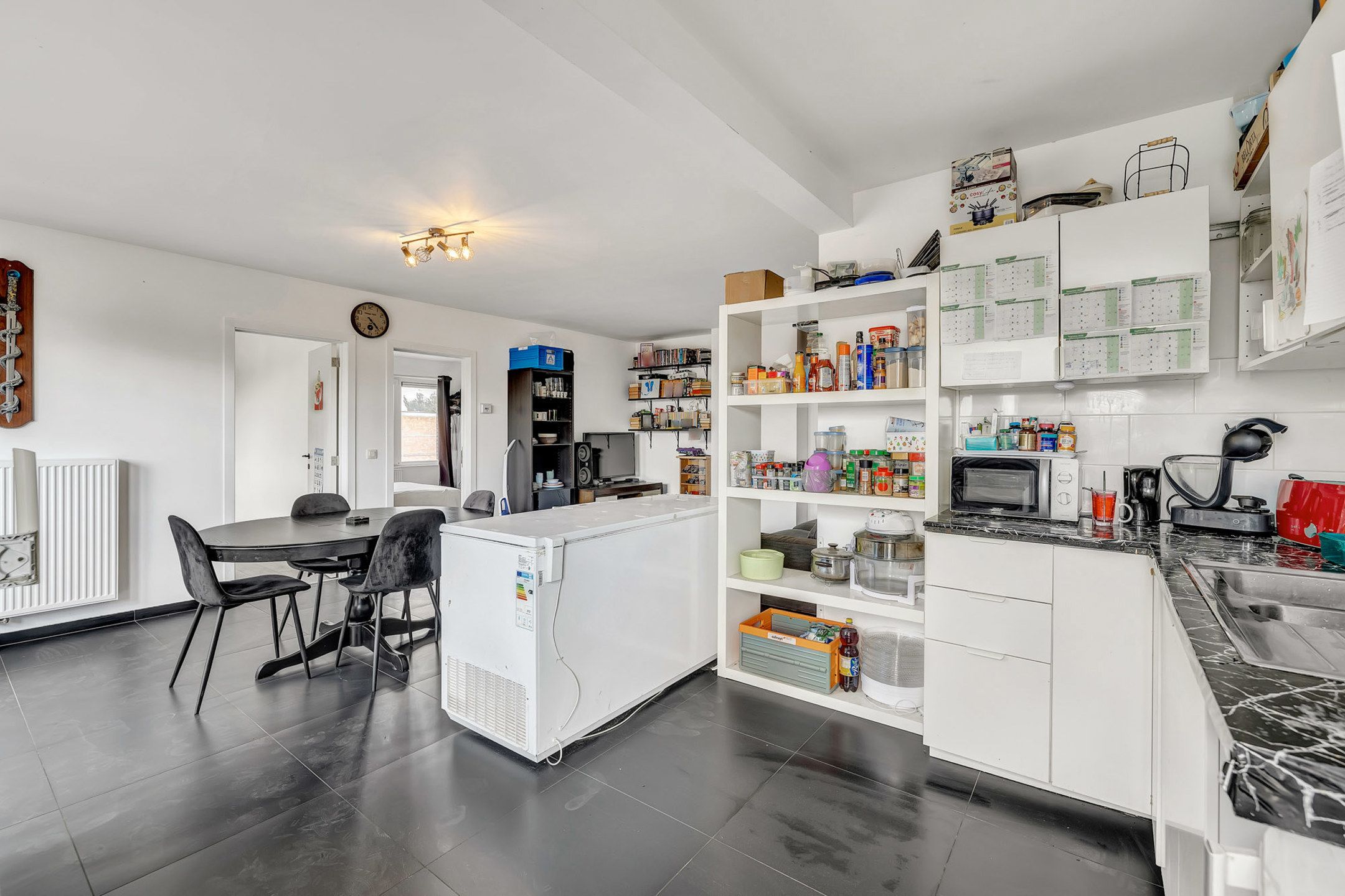 Instapklaar appartement met 3 slpk te centrum Liedekerke  foto 7