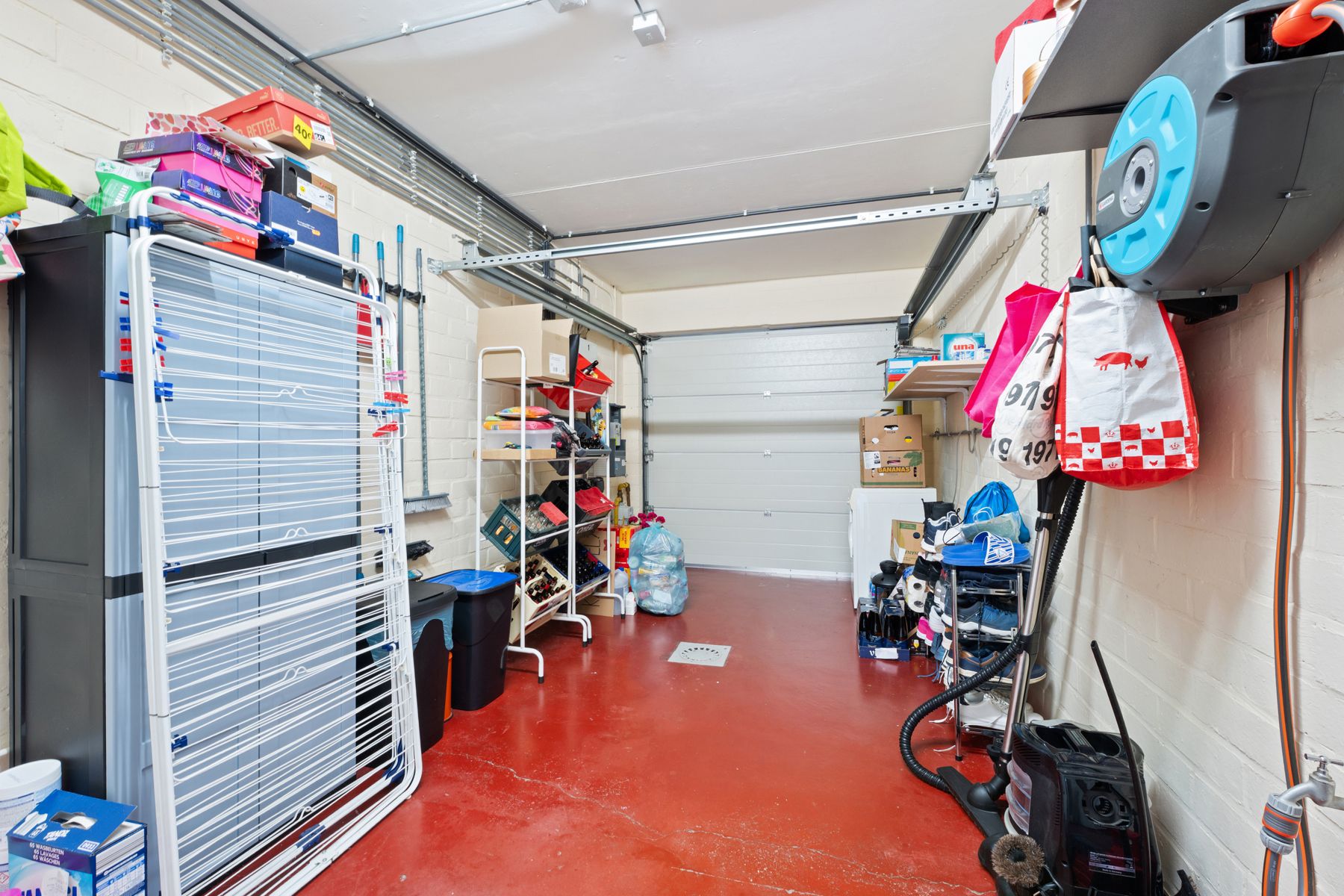 Rustig en centraal gelegen instapklare woning met garage. foto 16