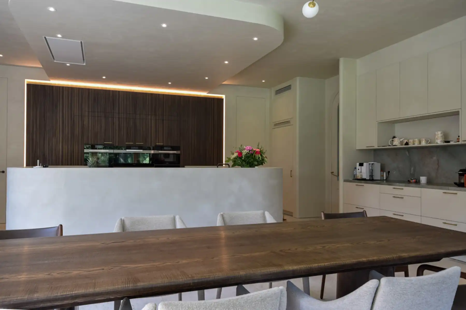 HYPERDELUXE ENGLISH COURTHOUSE VILLA OP ABSOLUTE TOPLOCATIE foto 17