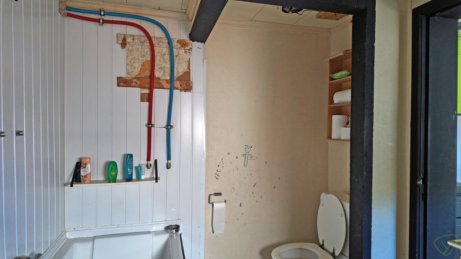 Te renoveren woning met veel potentieel op ruim perceel in Kleit foto 8