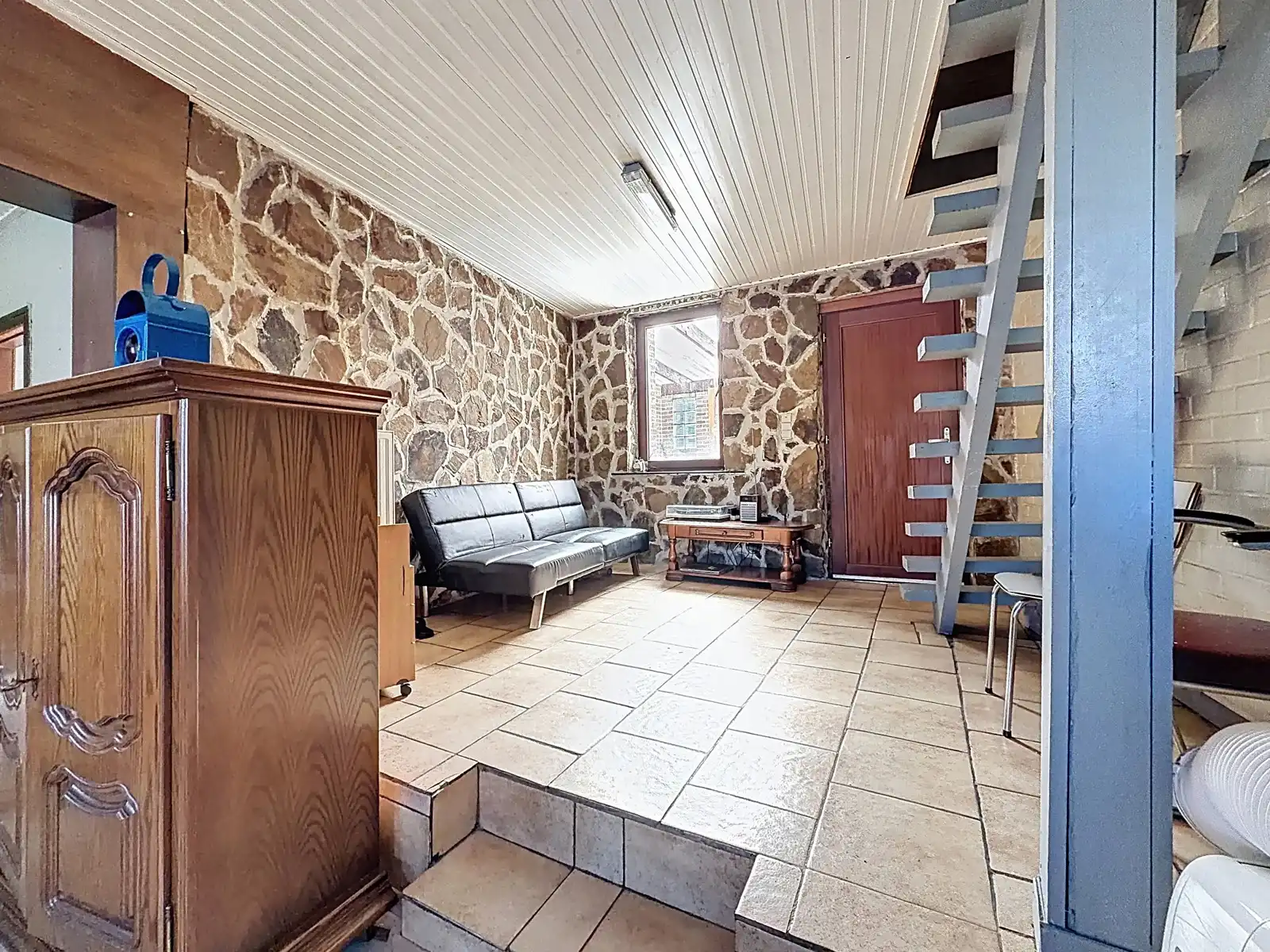 Ruime HOB met véél potentieel, 3 SLPK, Tuin én garage! foto 4
