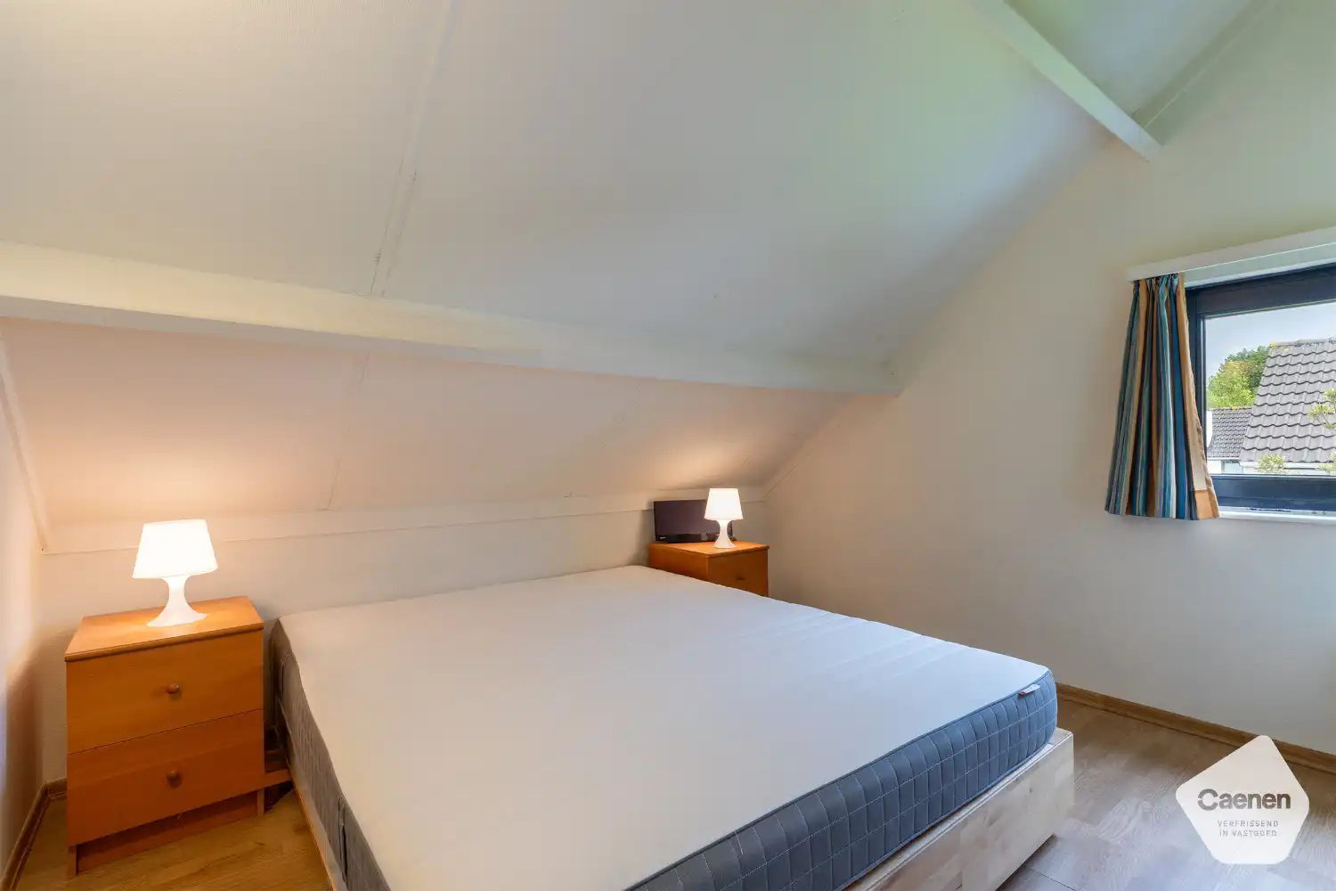 Instapklare vakantiewoning met 4 slaapkamer en garage foto 8