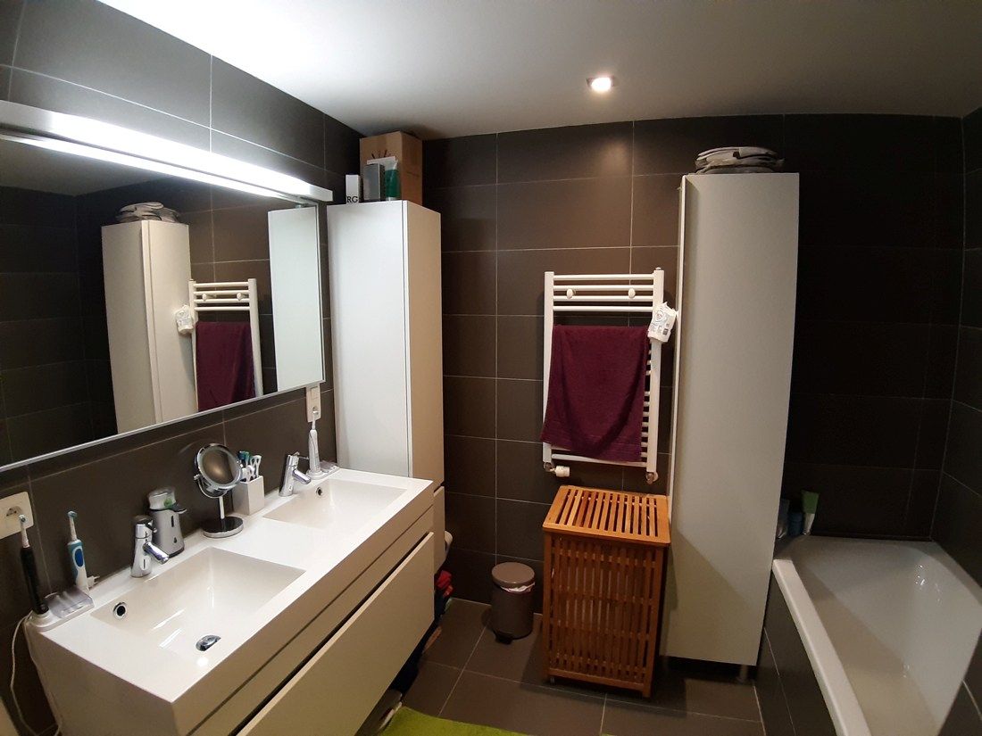 Modern appartement te Kuringen foto 8