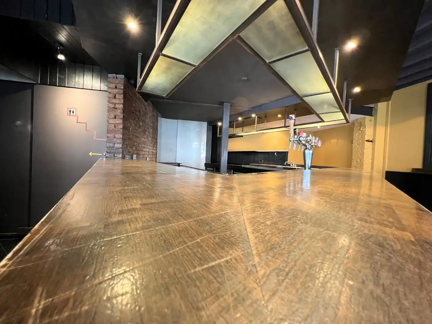 HANDELSPAND IN IEPER GESCHIKT VOOR DIVERSE DOELEINDEN foto 5