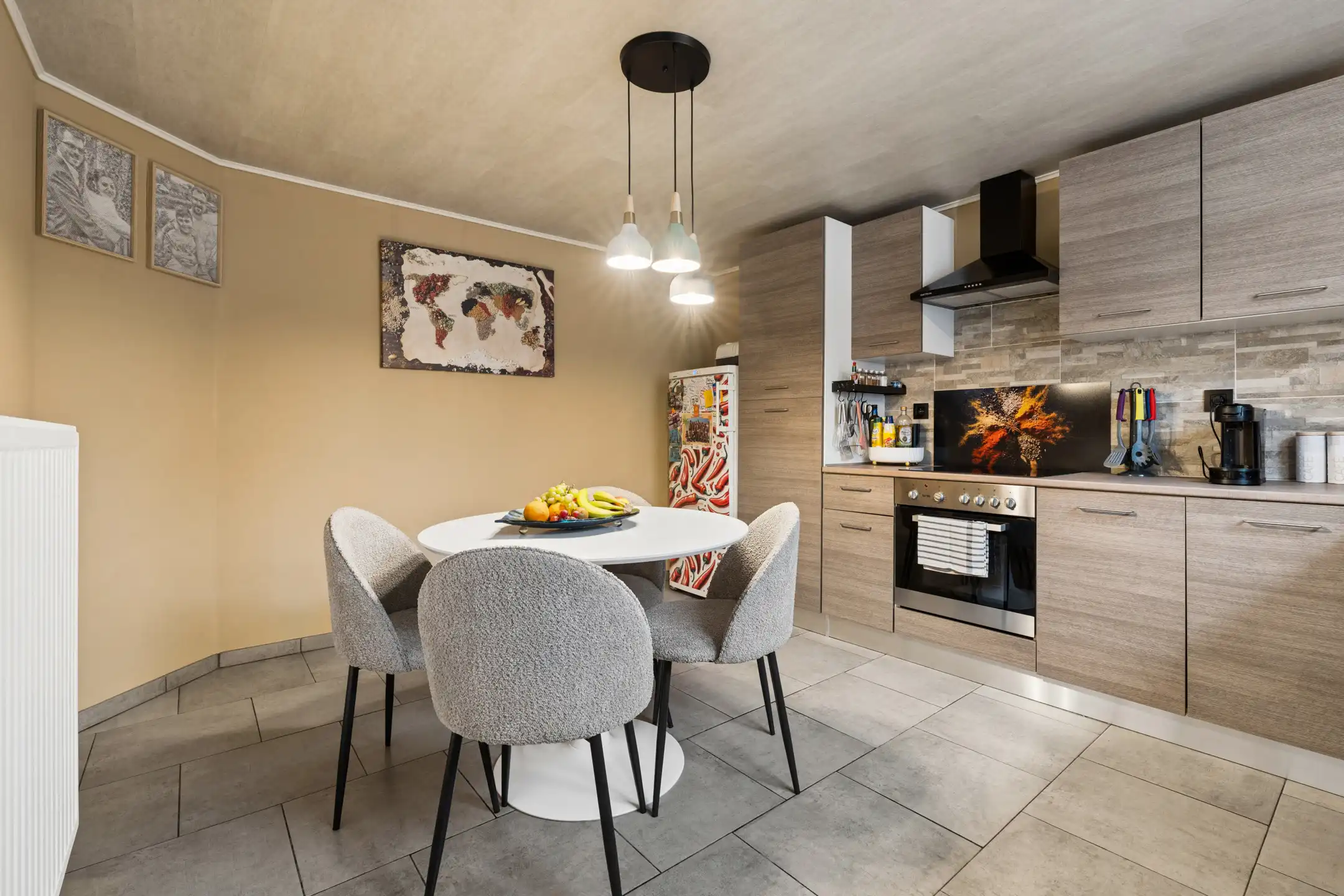 Instapklare gezinswoning met aparte woonruimte/zorgwoning foto 6