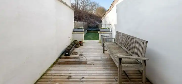 Mooi gerenoveerde woning met 3 slaapkamer en terrastuin foto 9