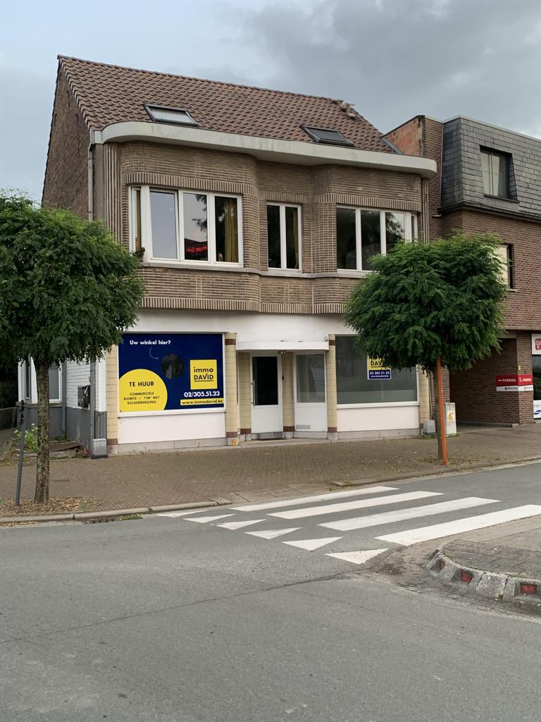 Commercieel gelijkvloers van +/- 71m² te Ternat! foto 1