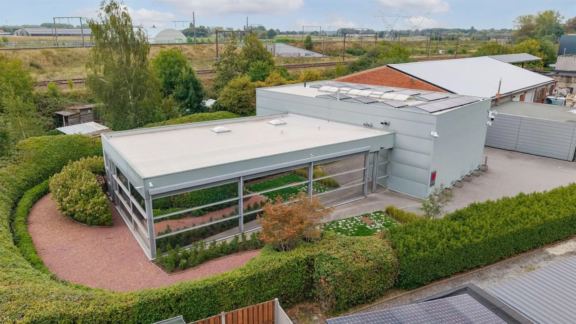 Vrijstaand KMO / kantoorgebouw van ca 405 m² op 1.200 m² foto 12