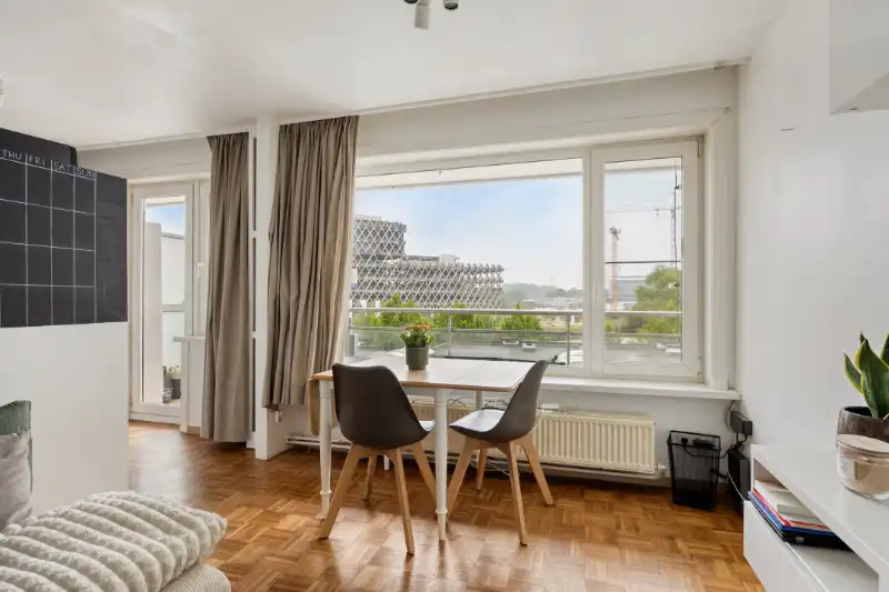 Instapklare gerenoveerde studio op toplocatie foto {{pictureIndex}}
