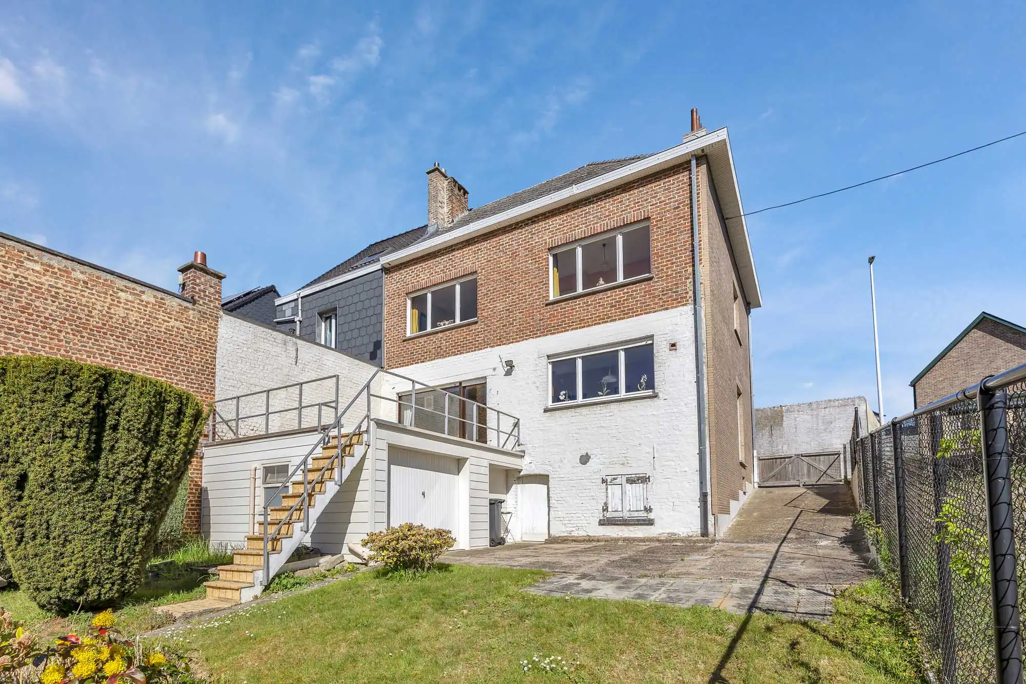 Te renoveren HOB met 3 slaapkamers en tuin foto 9