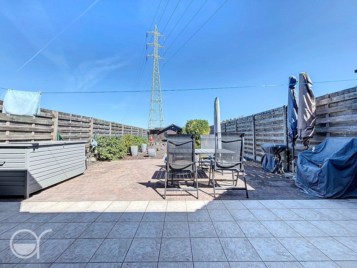 Instapklare rijwoning met tuin en 2 parkeerplaatsen  foto 11