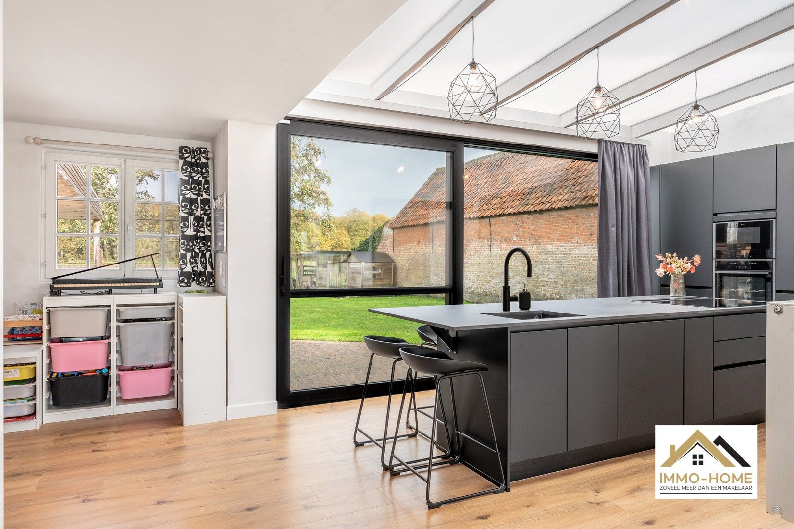 Prachtige gerenoveerde HOB met landelijk uitzicht!  foto 9