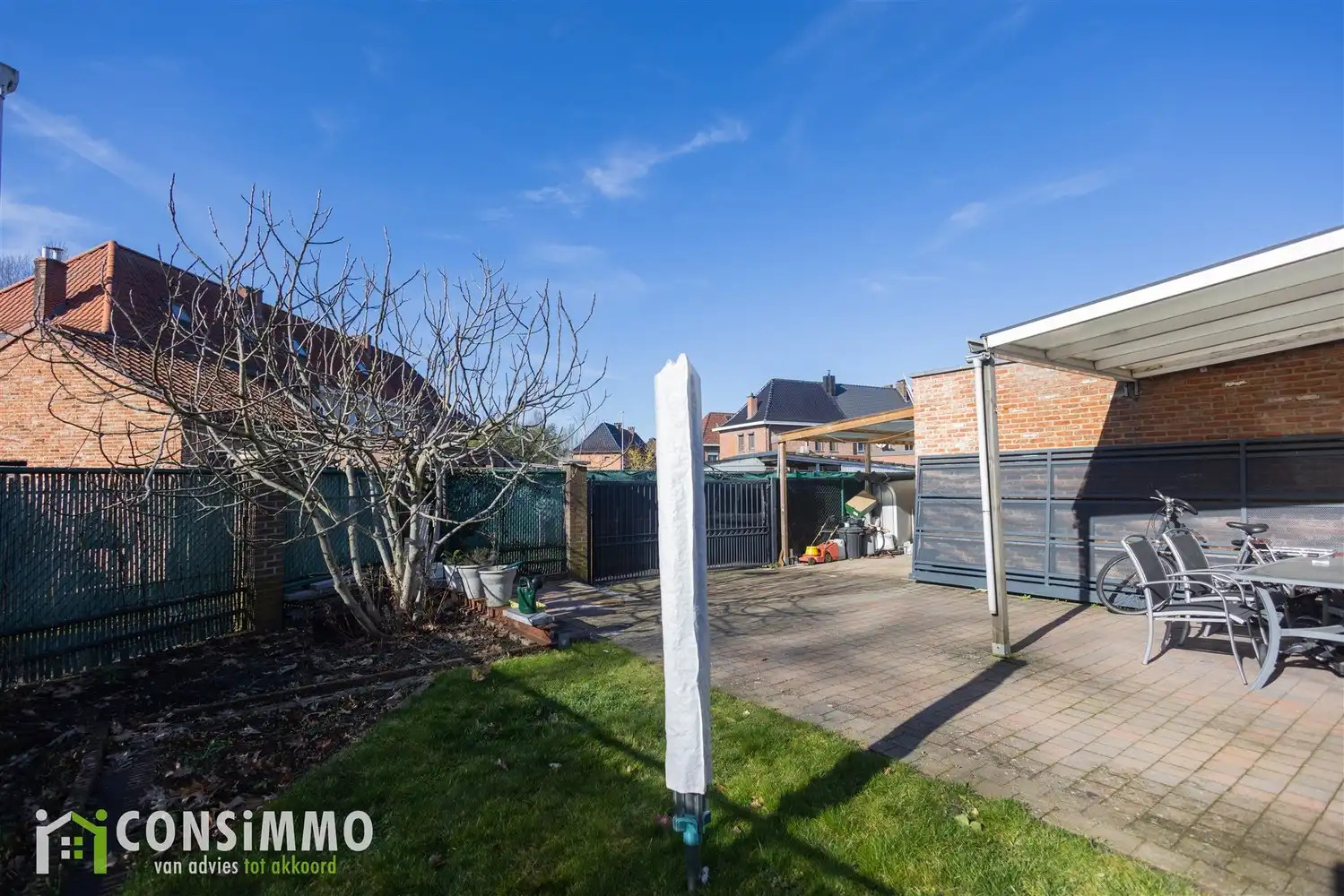 Instapklare en ruime woning met 5 slaapkamers in Genk foto 29