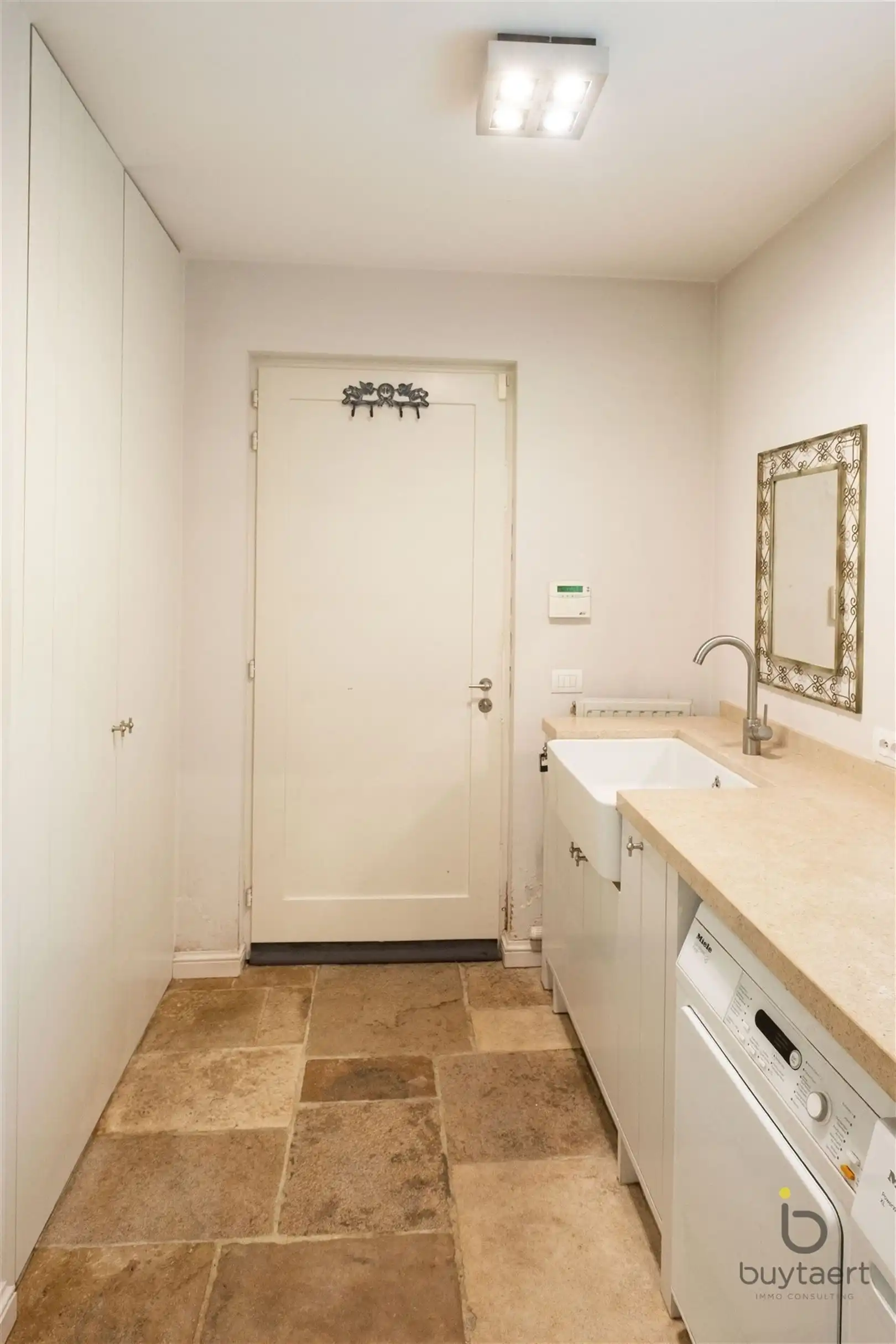 EXCLUSIEF: stijlvolle villa met een tijdloze inrichting op een toplocatie te Schilde! foto 35