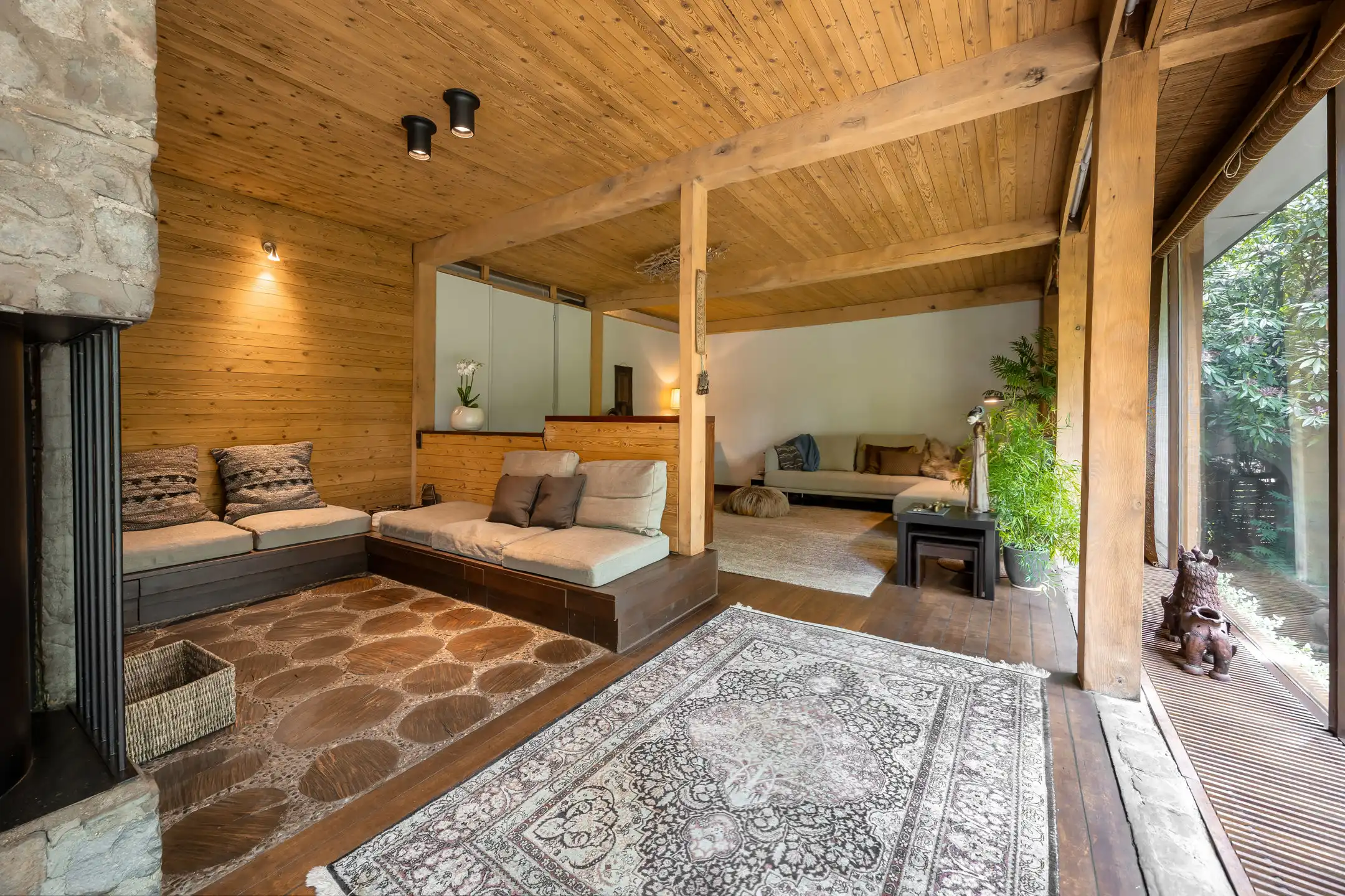 Architecturale woning in het groen met veel licht foto 7
