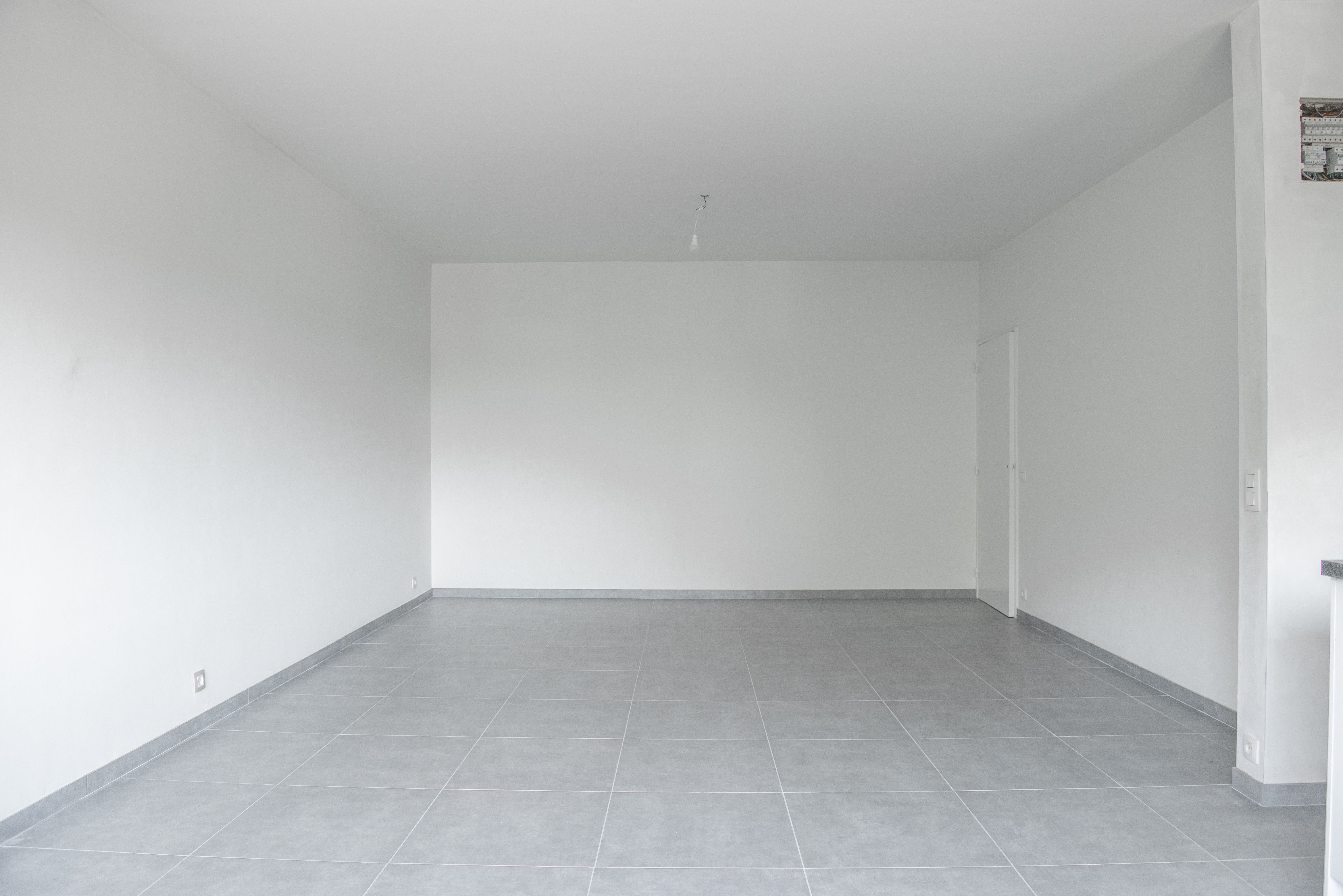 Totaal gerenoveerd appartement met 2 slaapkamers én garagebox met zicht op het groen! foto 3