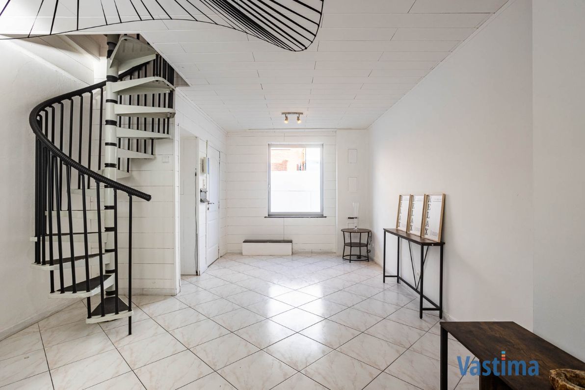 Lichtvolle starterswoning met zuid gerichte tuin foto 2