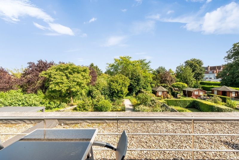 Ruim 3 slaapkamer duplex-appartement van 130m² met terras op zuid-oosten, ondergrondse staanplaats en kelder foto 17