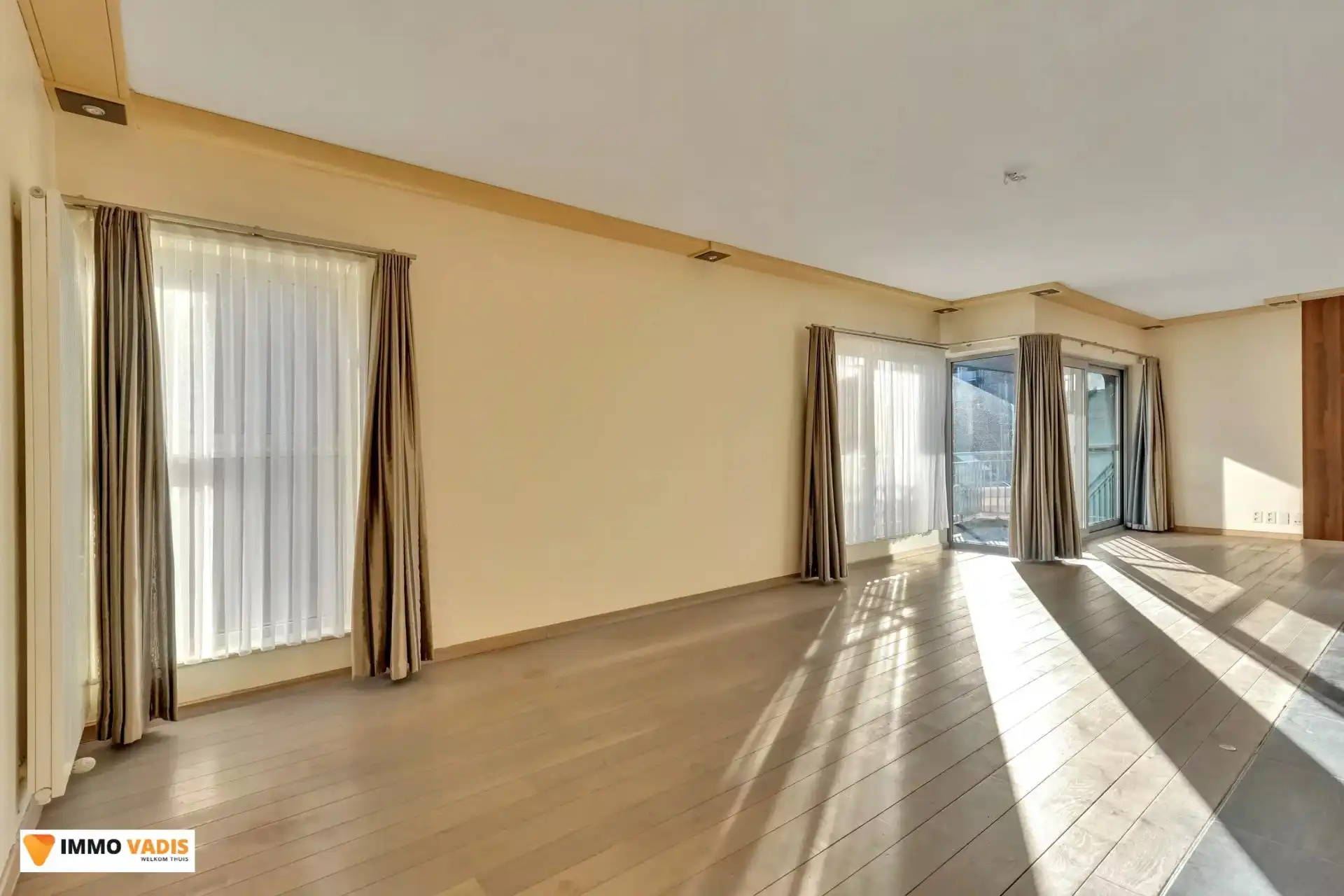 Exclusief appartement met 2 slaapkamers en terras foto 5