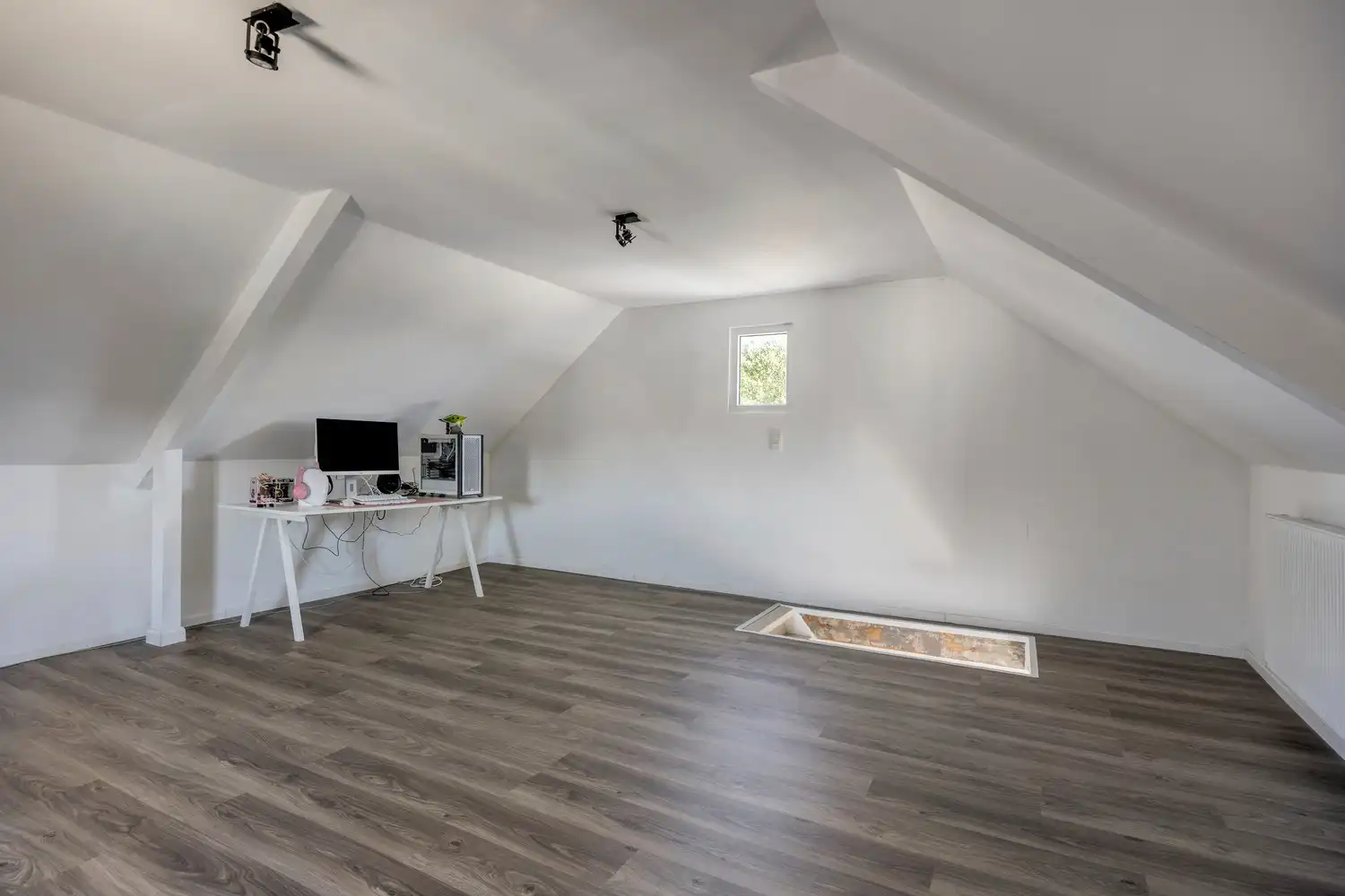 INSTAPKLARE WONING MET 3 SLPKS TE DIEST! foto 25