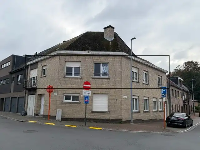 Ruim en centraal gelegen appartement in centrum Mere foto {{pictureIndex}}