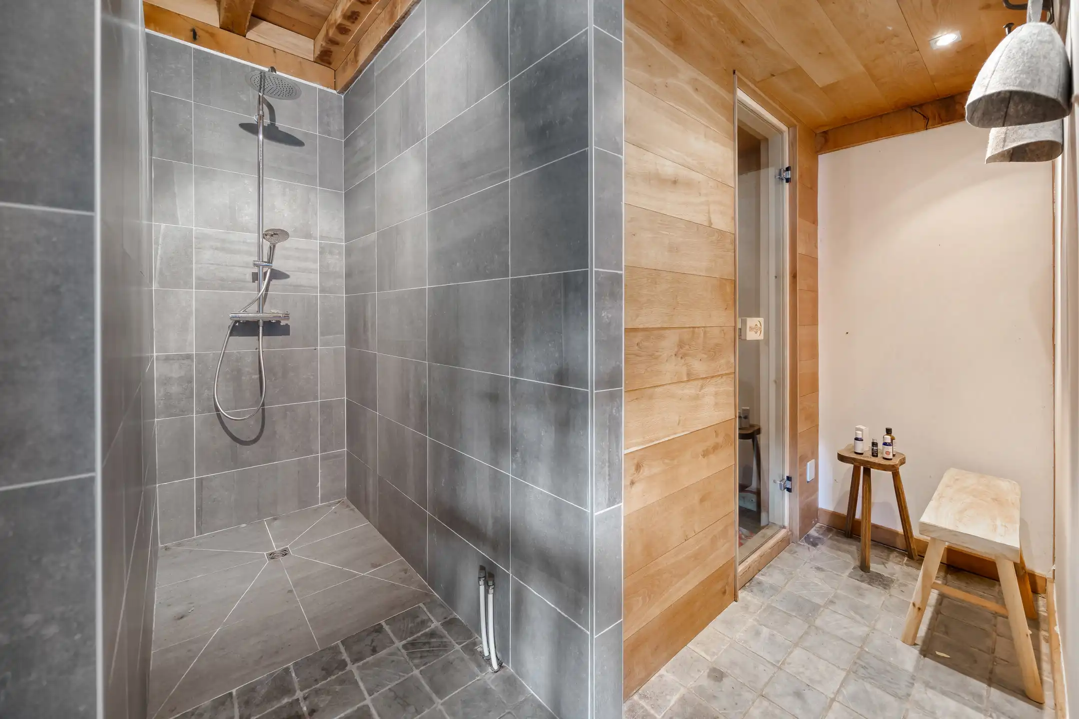 Landelijke villa met zwembad en poolhouse in alle privacy foto 25