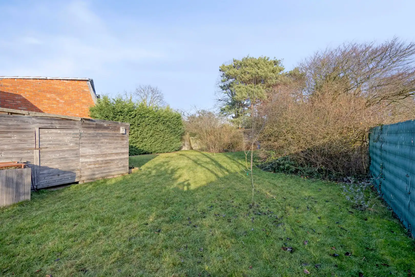 Ruim ingedeelde woning met o.a. 4 slpks op een rustig gelegen perceel van 1.069 m². foto 40