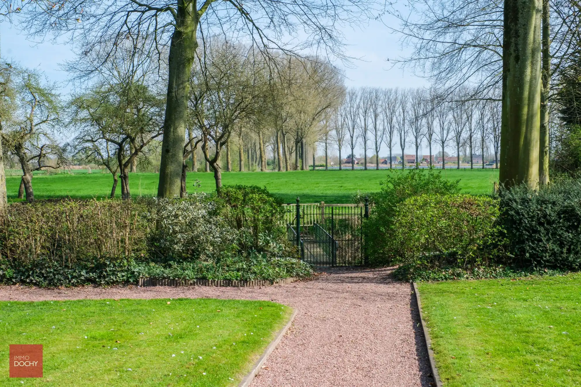 Karaktervolle herenvilla  palend aan oude Scheldearm foto 14