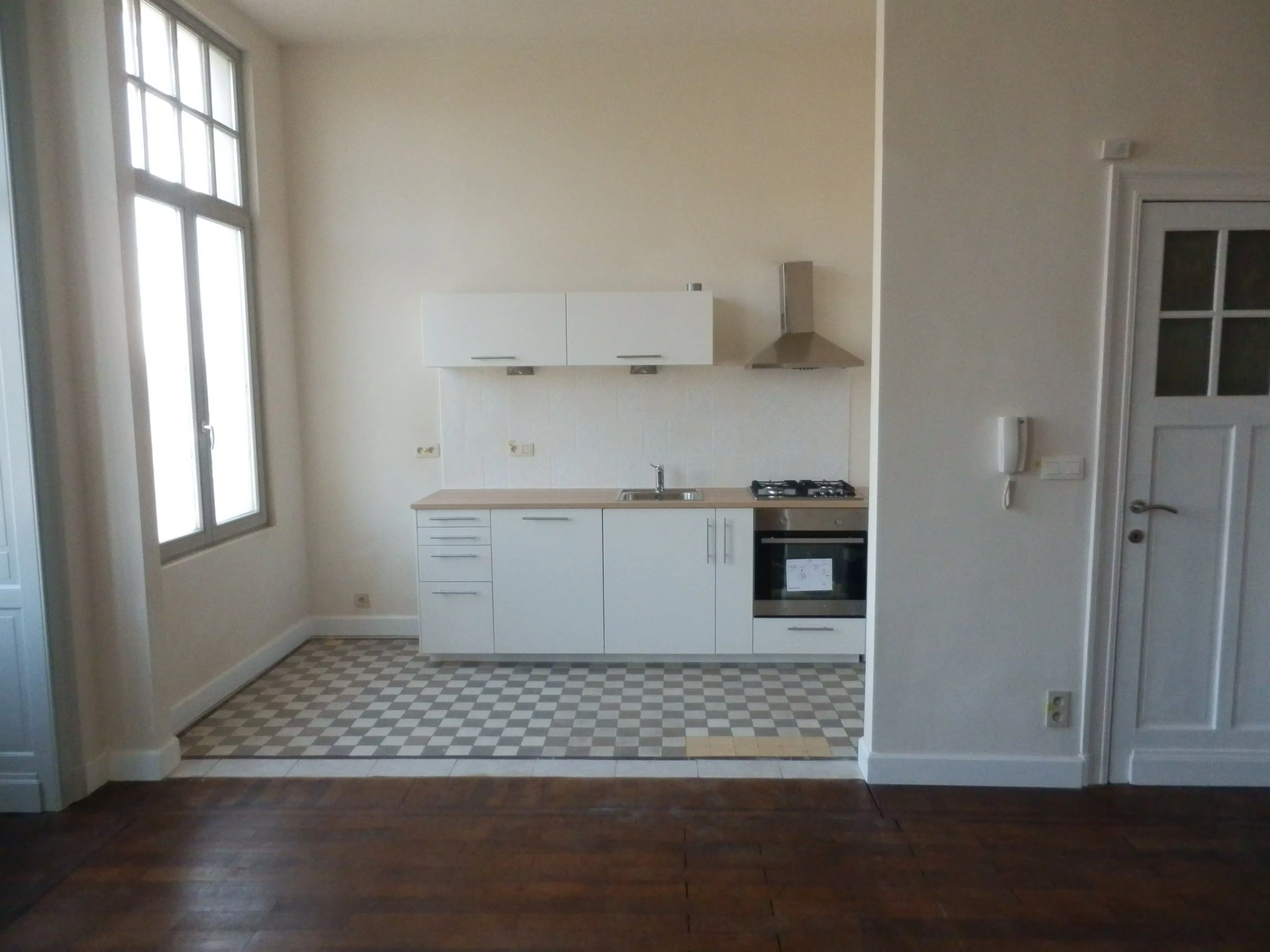 Ruim & Lichtrijk appartement (100m²) met 2 slaapkamers nabij Zurenborg. foto 7