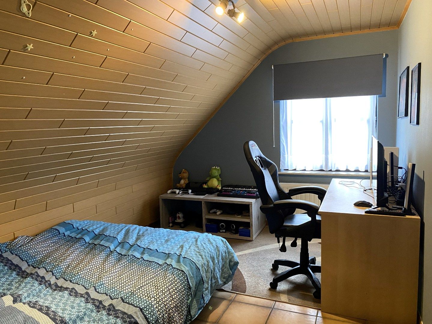 ALLEENSTAANDE WONING MET 3 SLAAPKAMERS | GARAGE EN TUIN IN RUSTIGE WOONWIJK foto 12