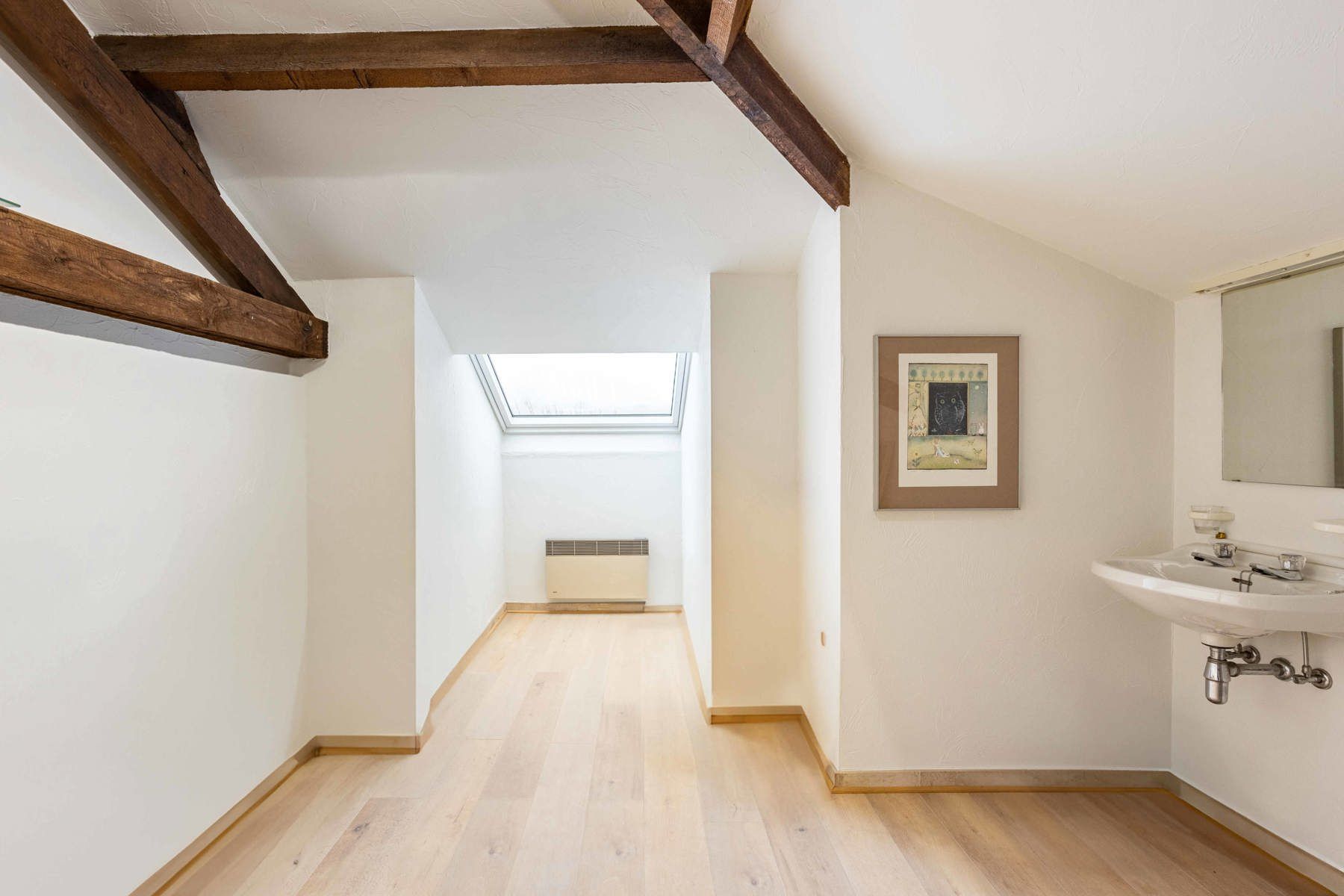 Ruim en lichtrijk duplexappartement met garagebox foto 11