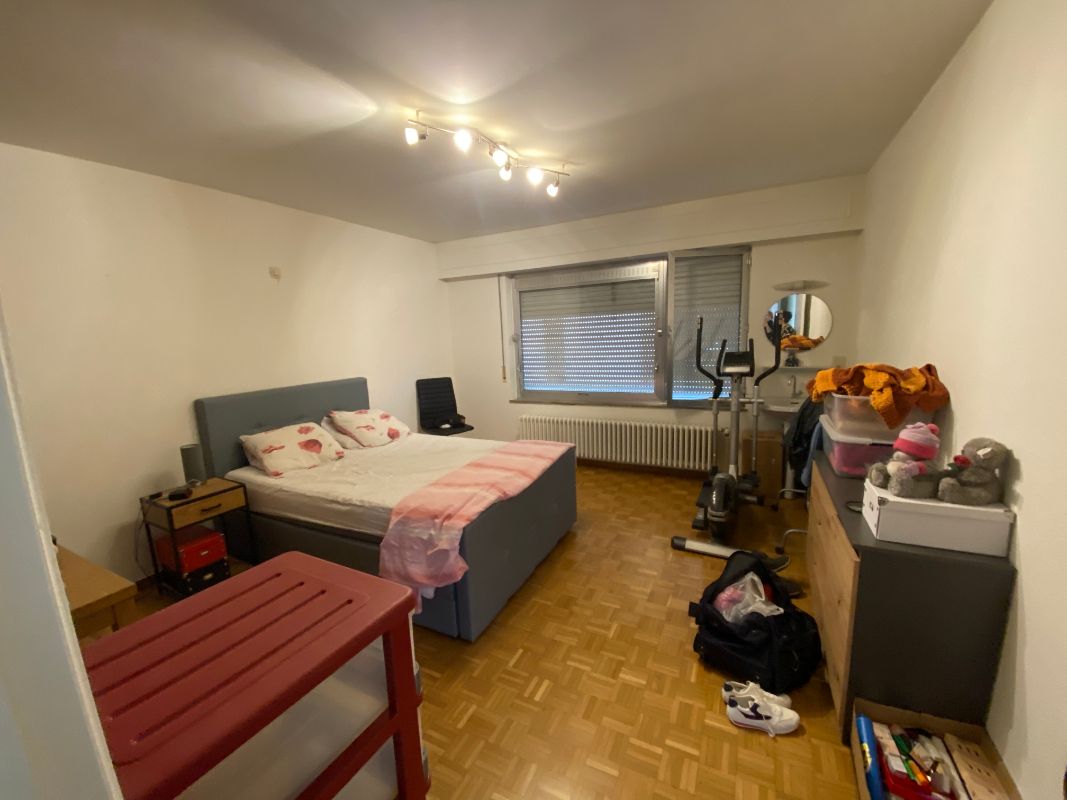 Gezellig gelijkvloers appartement met 2 slaapkamers en ingerichte dressing foto 8