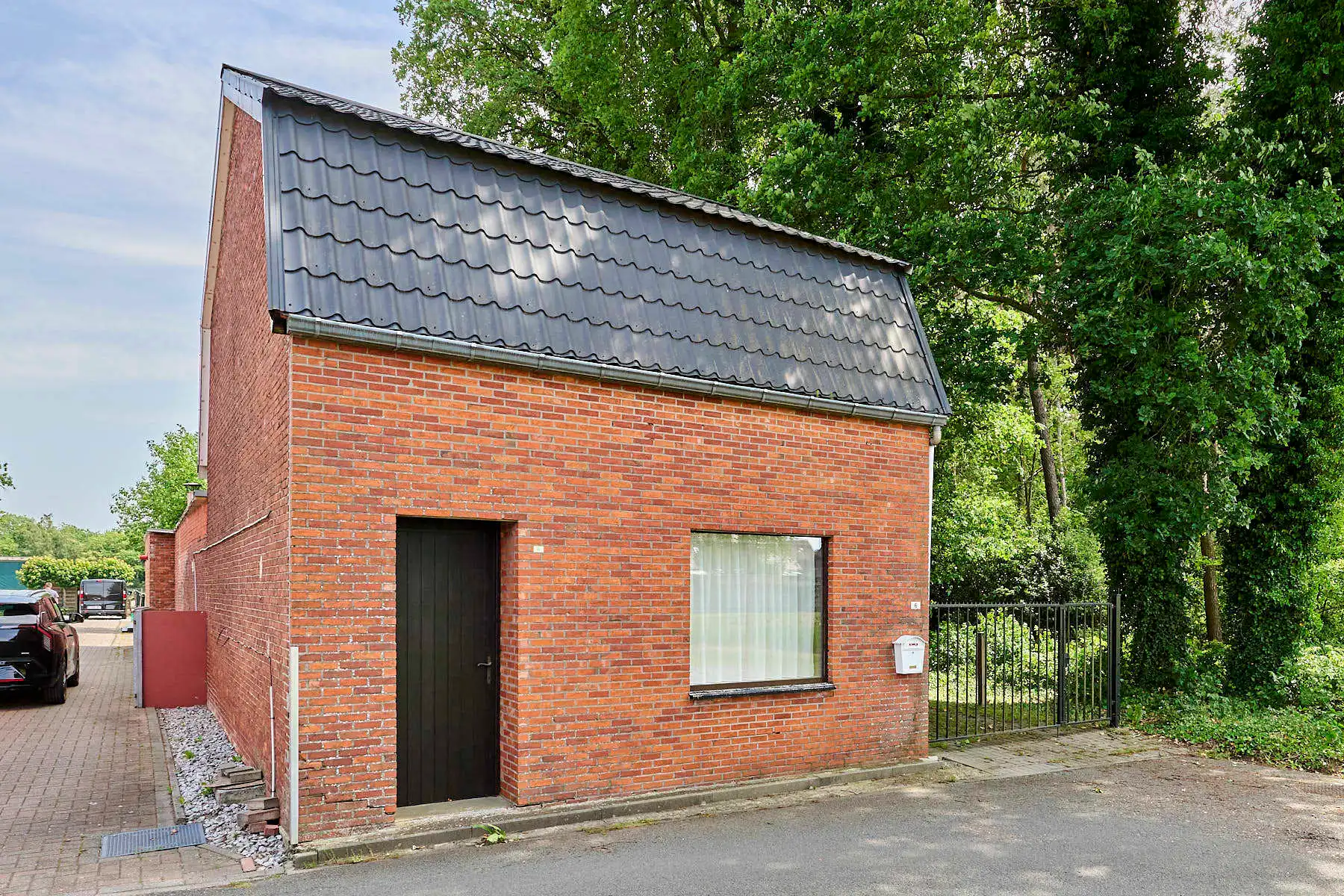 Hoofdfoto van de publicatie: Huis te koop