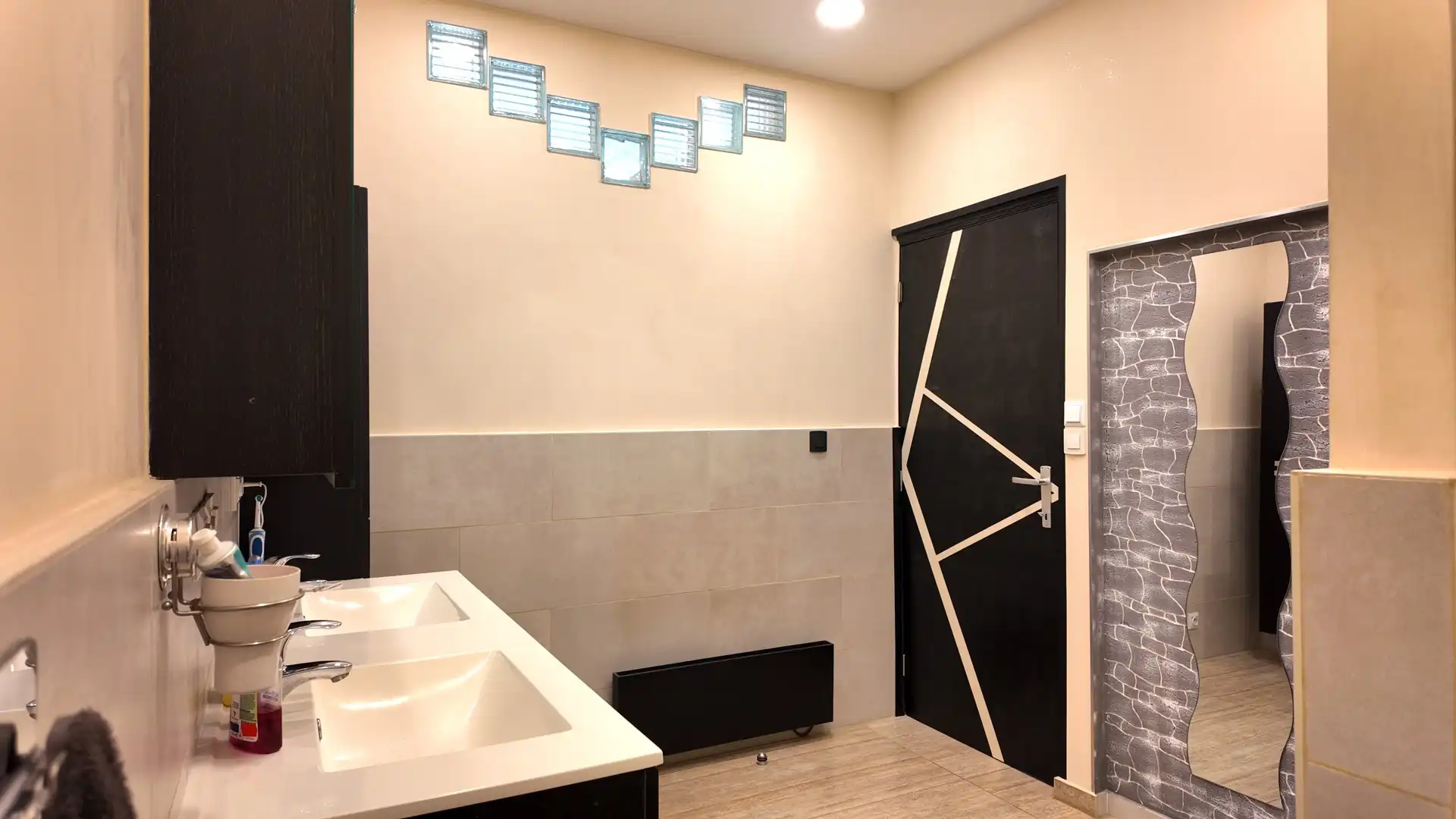 TE KOOP: HANDELSHUIS TE DILSEN-STOKKEM foto 7