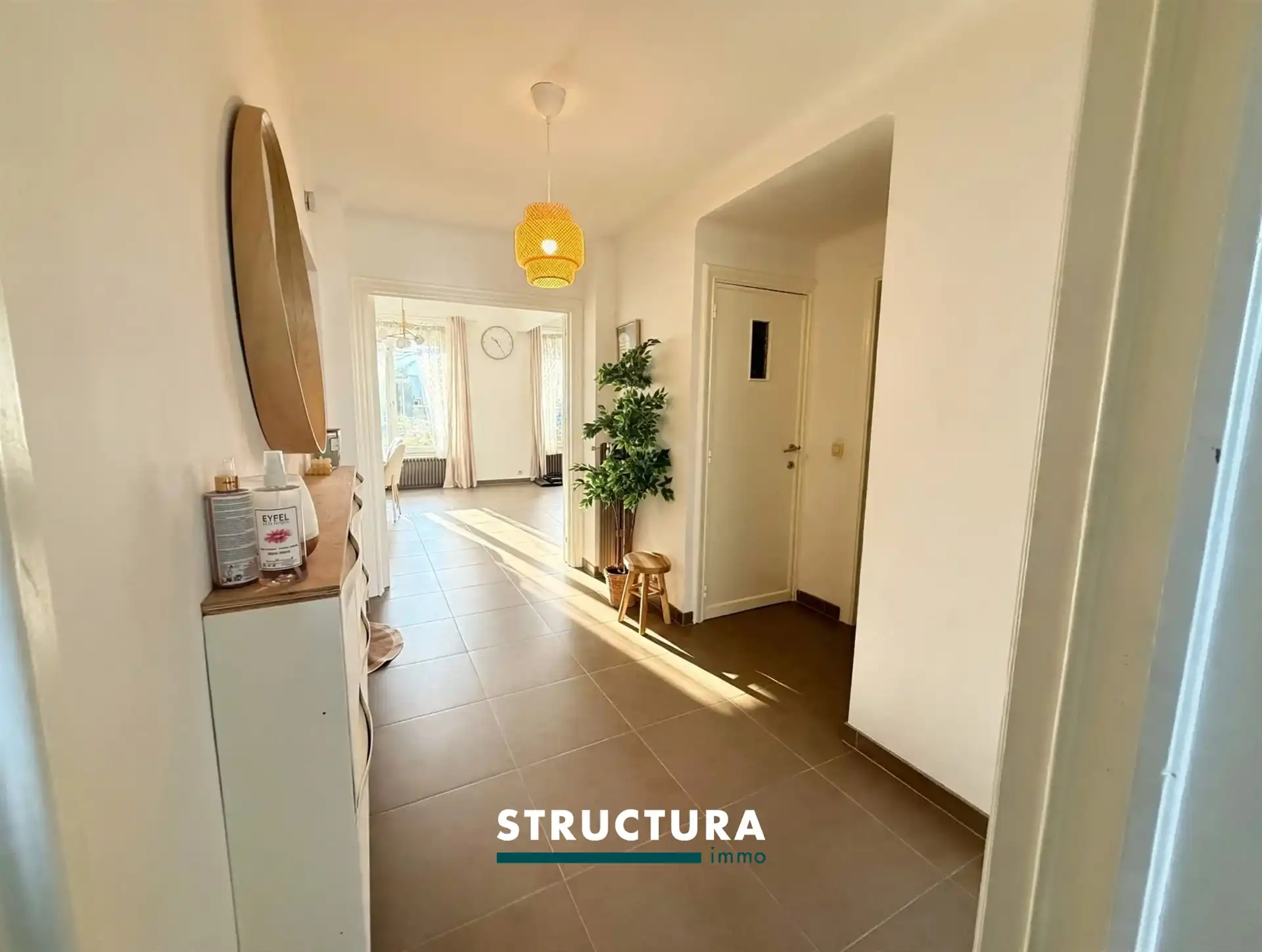 Prachtig, eigentijds appartement te huur (1 slaapkamer). foto 3