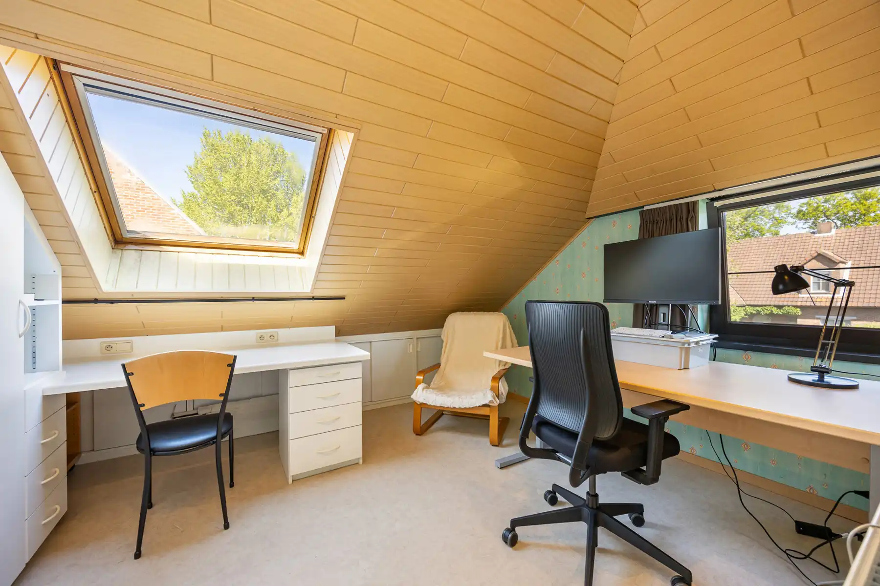 Ruime gezinswoning op een perceel van ca 675 m² in een doodlopende straat. foto 19