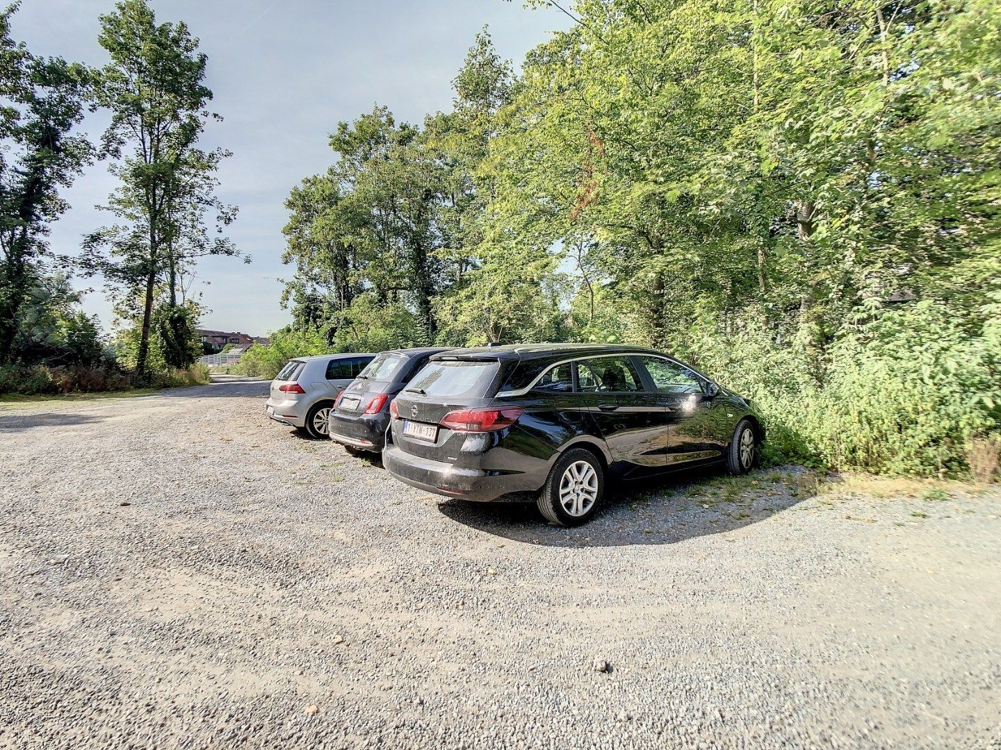 Goed gelegen appartement met 2 slaapkamers, terras en autostaanplaats te Tongeren foto 11