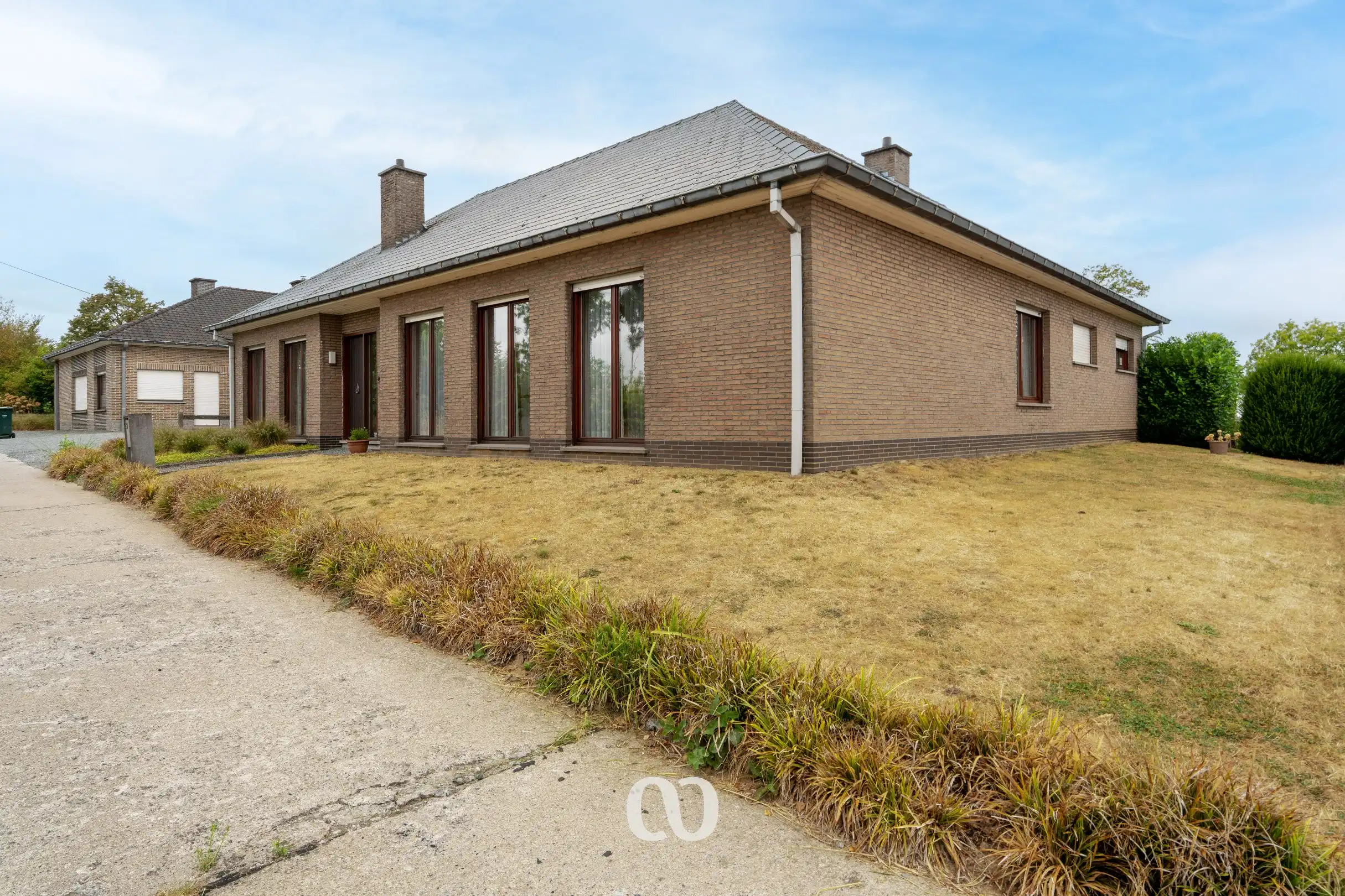 Uniek gelegen gelijkvloerse woning met prachtig zicht foto 3