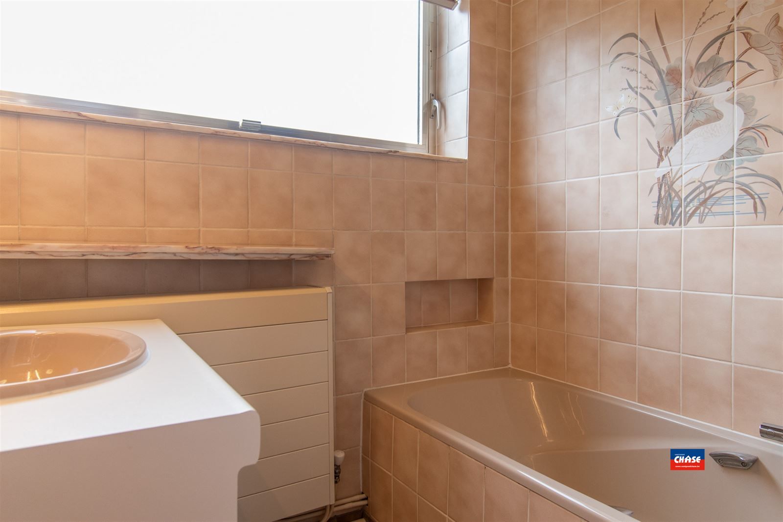 Instapklare gezinswoning met 3 tot 5 slaapkamers,tuin en garagebox foto 19