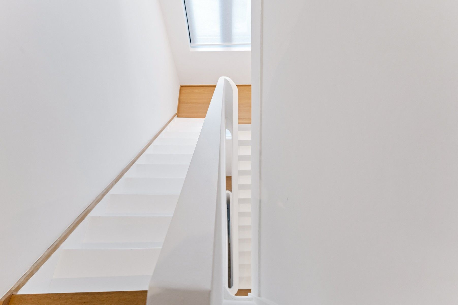 Luxueus wonen op toplocatie met garage foto 29